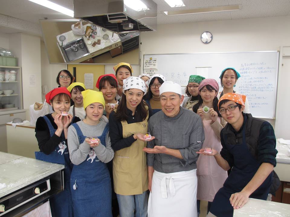 和歌山YMCA日語學校-和菓子製作體驗